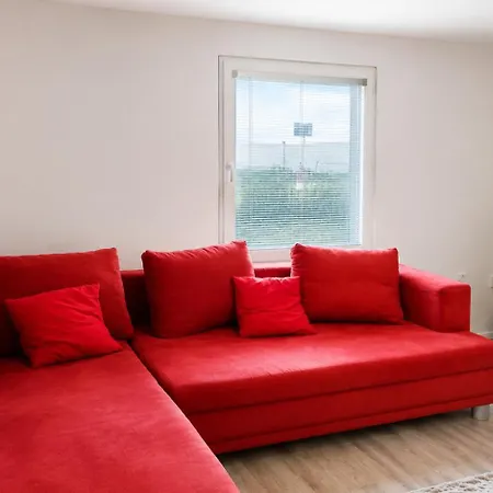 Family House Renovated, 3x Parking, Pri Ba Апартаменты *